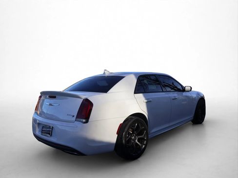 Used 2020 Chrysler 300 S image 5