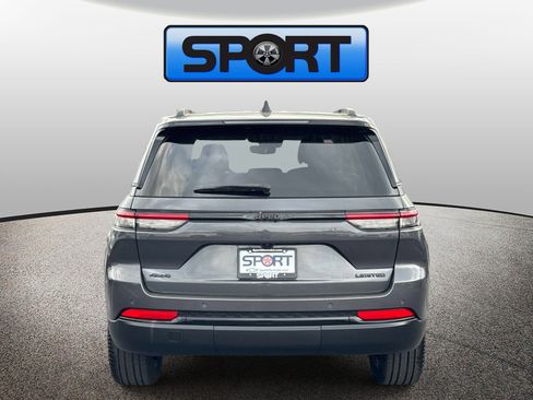 Used 2024 Jeep Grand Cherokee Limited w/ Black Appearance Package image 23