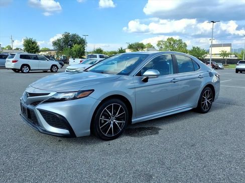 Certified 2023 Toyota Camry SE w/ Audio Upgrade Package FWD image 9