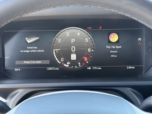 Used 2025 Land Rover Defender 110 S AWD/4WD image 12