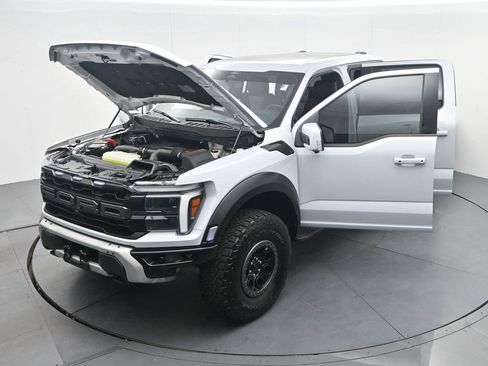 Used 2025 Ford F150 Raptor AWD/4WD image 44