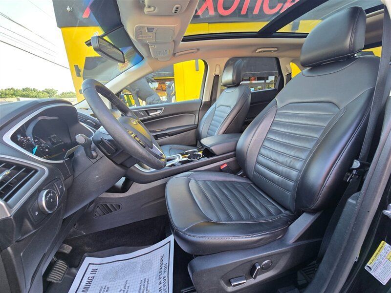 Used 2018 Ford Edge SEL w/ Equipment Group 201A AWD/4WD image 12