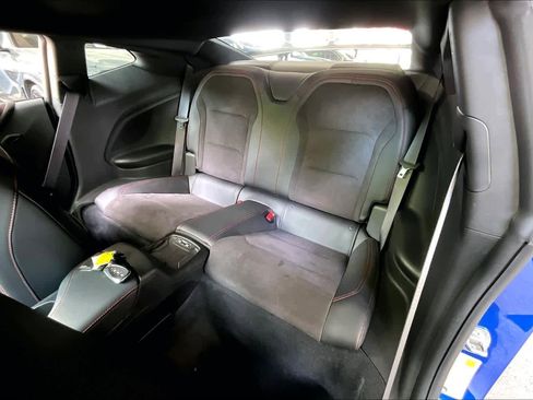 Used 2018 Chevrolet Camaro ZL1 RWD image 19