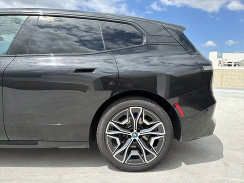 Certified 2024 BMW iX xDrive50 w/ Premium Package AWD/4WD image 5