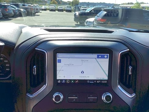 Used 2023 GMC Sierra 3500 Denali w/ Denali Ultimate Package image 25