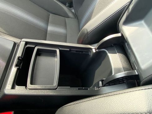 Used 2025 Honda Civic Sport image 41