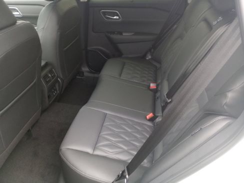 New 2026 Nissan Rogue Platinum w/ Tech Package image 13