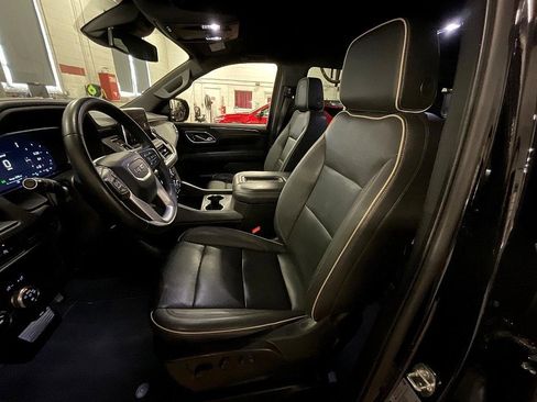 Used 2023 GMC Yukon SLT image 4