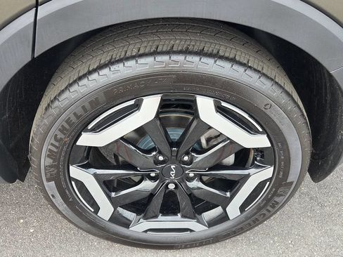 Used 2023 Kia Telluride EX AWD/4WD image 10