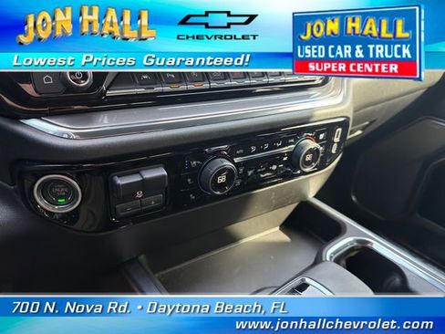 Used 2024 Chevrolet Silverado 1500 High Country w/ Technology Package AWD/4WD image 29