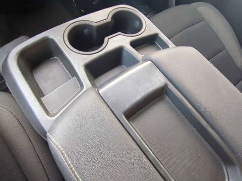 Used 2022 Chevrolet Silverado 1500 Custom image 17