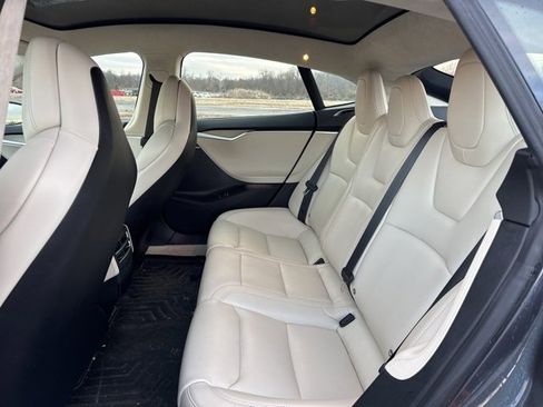 Used 2017 Tesla Model S 100D image 7