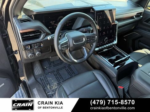 Used 2026 GMC Yukon Denali w/ Sun & Power Step Package AWD/4WD image 9