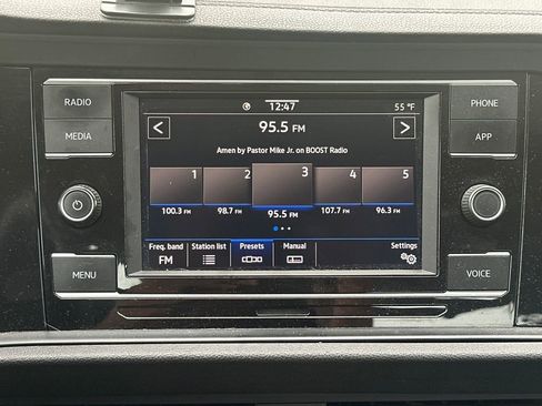 Used 2020 Volkswagen Jetta SE w/ SE Cold Weather Package FWD image 10