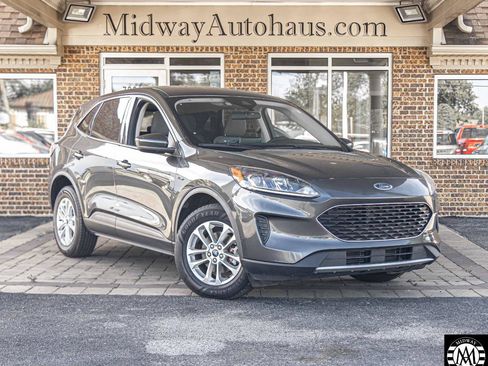 Used 2020 Ford Escape SE AWD/4WD image 3