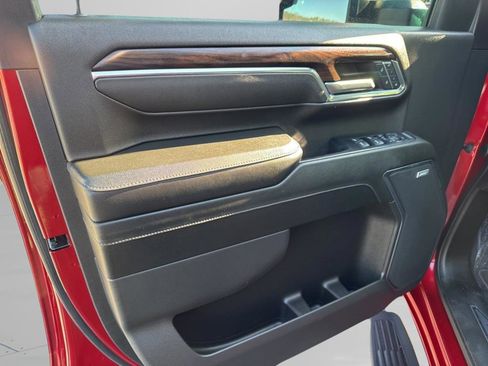 Used 2024 GMC Sierra 2500 SLT w/ SLT Premium Package image 20