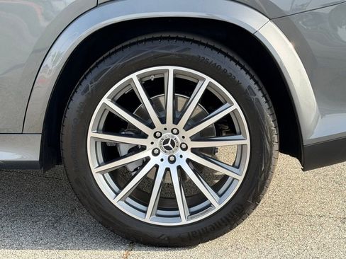 Used 2025 Mercedes-Benz GLS 450 4MATIC image 15