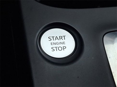 Used 2023 INFINITI QX50 Luxe image 23