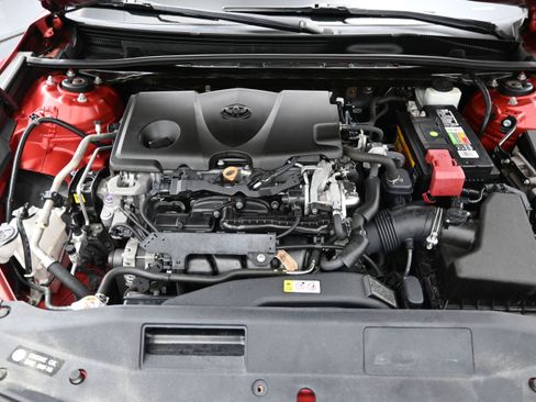 Used 2019 Toyota Camry SE w/ Convenience Package FWD image 20