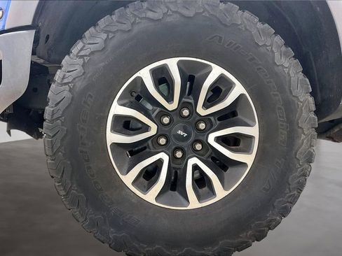 Used 2013 Ford F150 Raptor w/ Luxury Equipment Group image 9