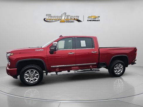 Used 2025 Chevrolet Silverado 2500 High Country w/ Technology Package image 5