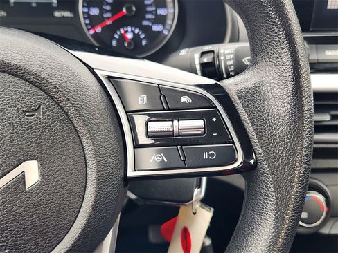 Certified 2023 Kia Forte LXS image 26