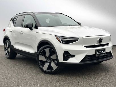 New 2026 Volvo EX40 Plus w/ Climate Package