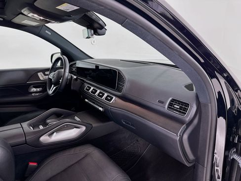 Used 2021 Mercedes-Benz GLS 450 4MATIC image 34