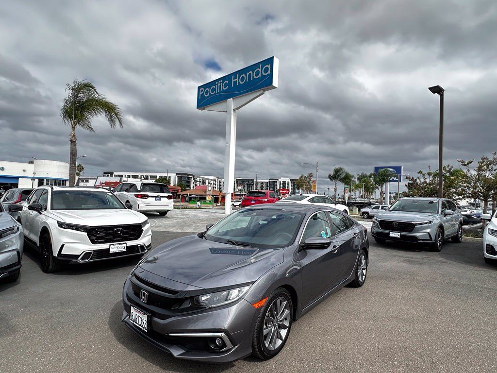 Used 2019 Honda Civic EX image 2