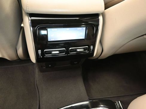 Used 2022 Lincoln Aviator Reserve w/ Equipment Group 201A RWD image 19