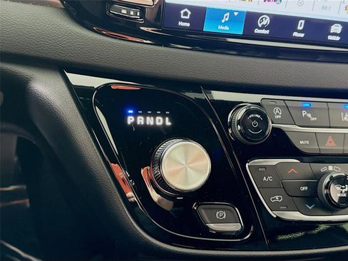 New 2026 Chrysler Voyager LX image 11