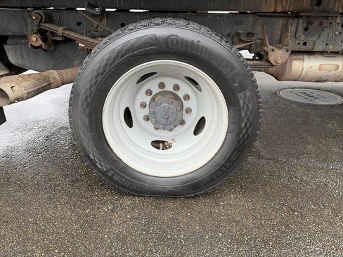 Used 2019 Ford F550 4x4 Regular Cab Super Duty image 15