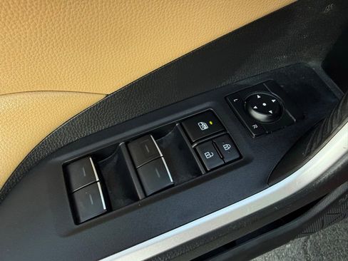 Used 2024 Toyota RAV4 XLE Premium image 22