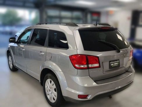 Used 2019 Dodge Journey SE w/ Connectivity Group image 6
