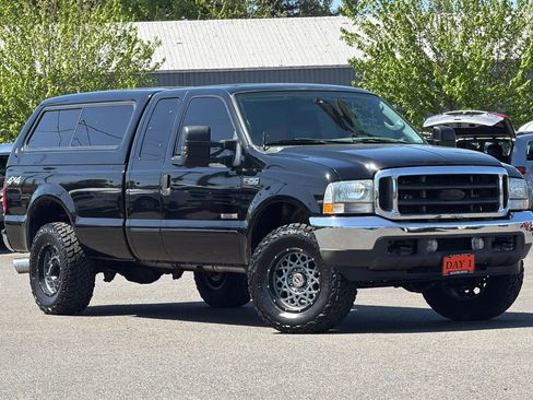 Used 2004 Ford F250 Lariat AWD/4WD image 2