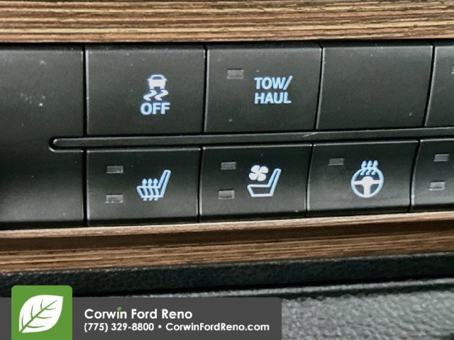 Used 2015 RAM 2500 Laramie w/ Convenience Group AWD/4WD image 24