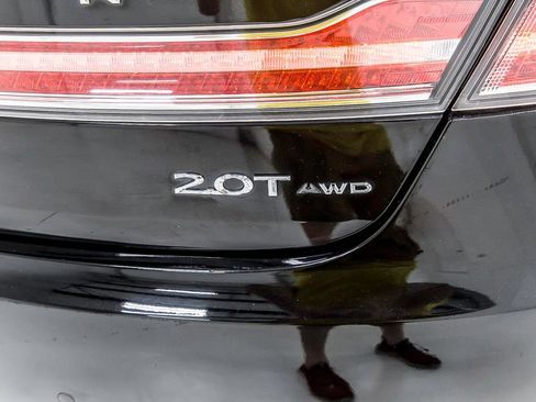 Used 2019 Lincoln MKZ Reserve AWD/4WD image 8