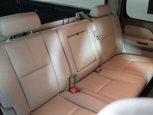 Used 2014 GMC Sierra 3500 SLT w/ SLT Convenience Package image 54