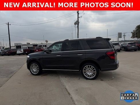 Used 2024 Ford Expedition Limited image 5