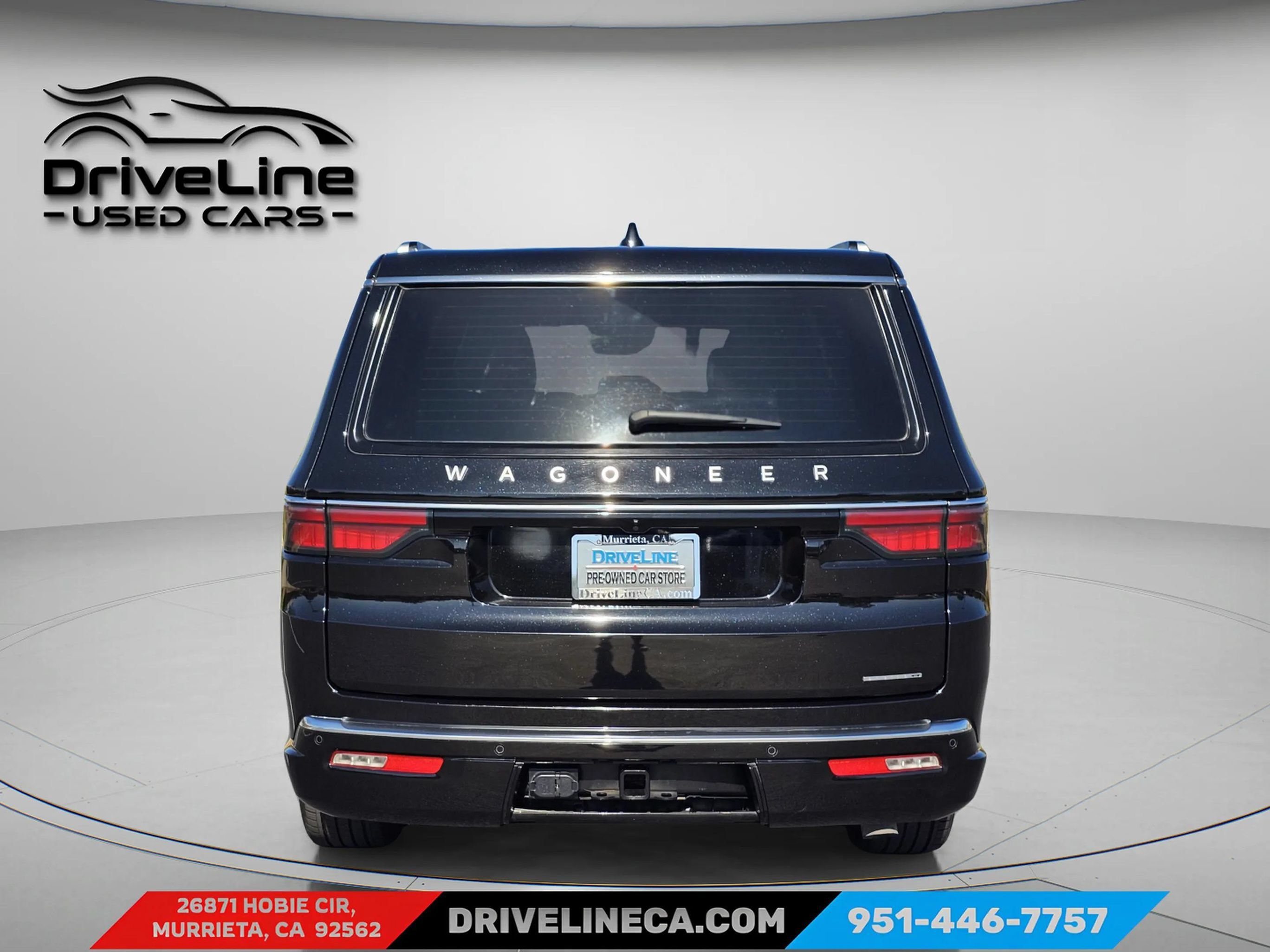 Used 2024 Jeep Wagoneer L Series II w/ Flexible Seating Group AWD/4WD image 3