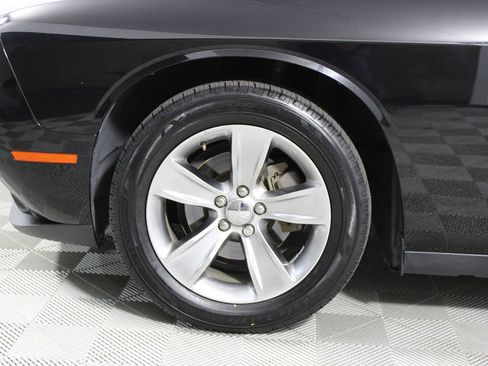 Used 2021 Dodge Challenger SXT image 26