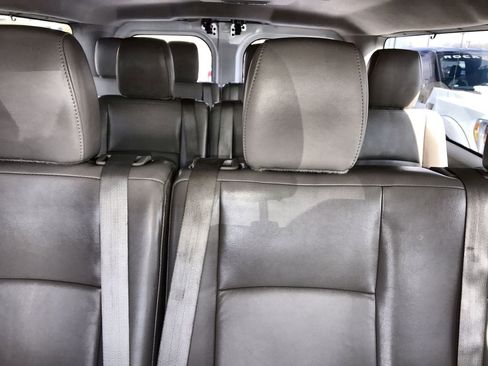 Used 2016 Nissan NV 3500 SL image 21