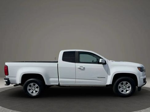 Used 2020 Chevrolet Colorado W/T w/ WT Convenience Package RWD image 7