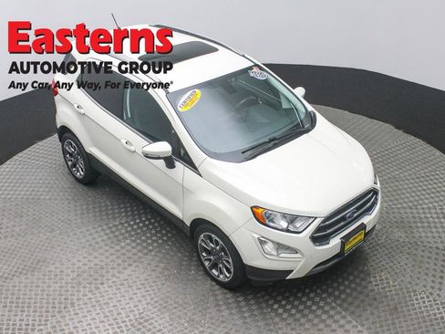 Used 2021 Ford EcoSport Titanium image 3