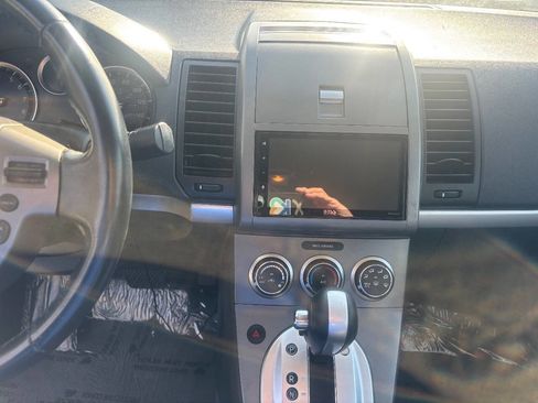 Used 2010 Nissan Sentra 2.0 SR w/ Convenience Pkg image 12