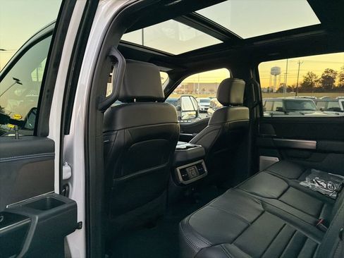 New 2026 Ford F250 Platinum w/ FX4 Off-Road Package image 16