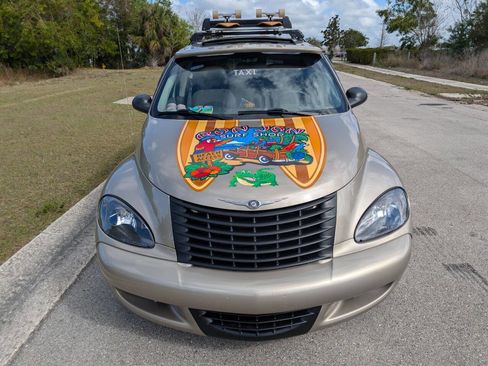 Used 2004 Chrysler PT Cruiser Limited image 3