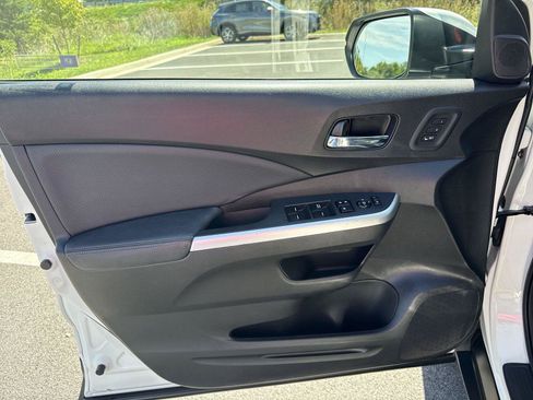 Used 2016 Honda CR-V Touring image 12