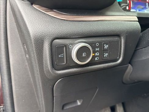 Used 2020 Ford Explorer Limited image 22