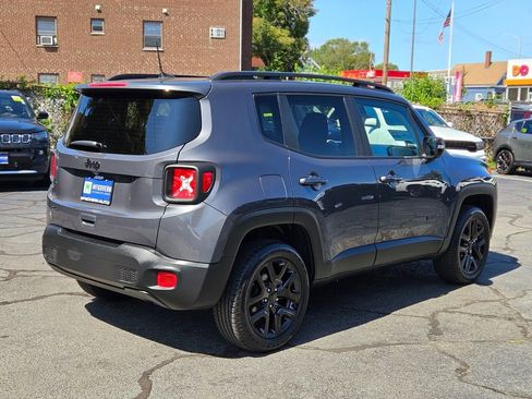 Used 2023 Jeep Renegade Altitude w/ Sun/Sound Group image 5